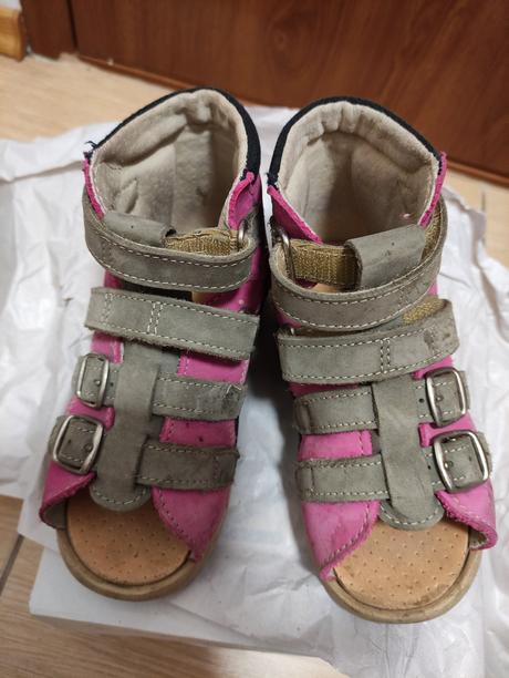 Nosene sandalky neoprot c. 26 1/2, 26