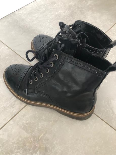 Vyššie topanky, graceland,36