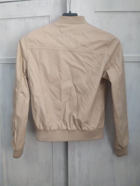 Béžová bunda stradivarius, stradivarius,s