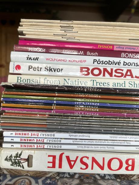 Knihy a casopisy bonsaj, 