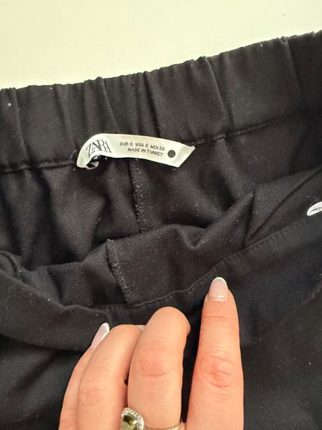 Zara širšie nohavice na gumu s, zara,s