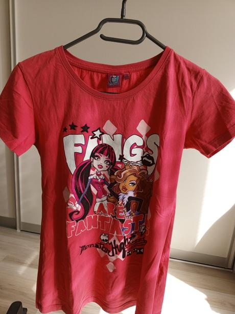 Dievčenské tričko, 158