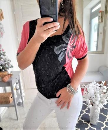 Voľnejší top s kvetom-m/l, m