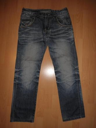 Panske modre rifle, s