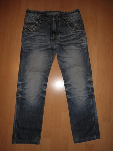 Panske modre rifle, s