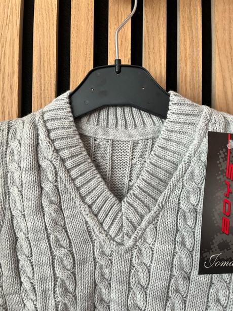 Sivá chlapčenská vesta, 128