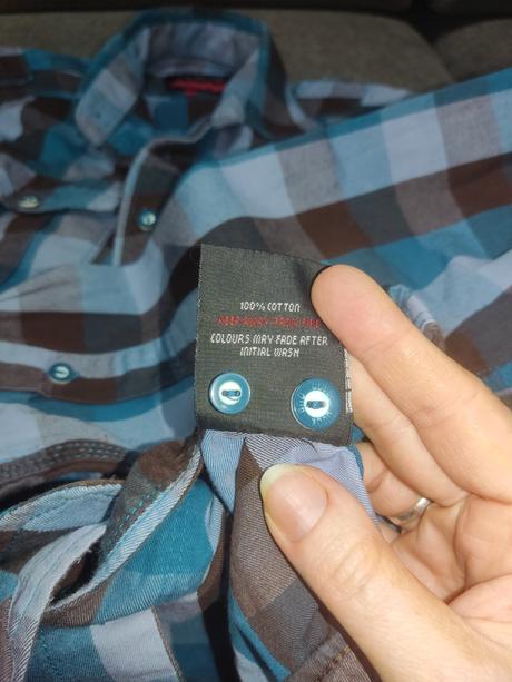 Hrubšia košeľa, s