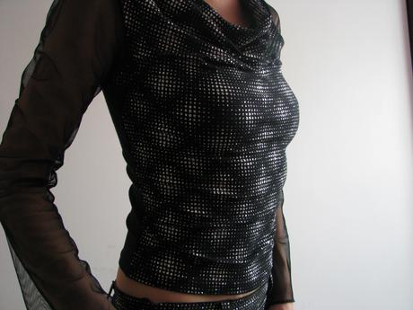 Pekný príležitostný top, s