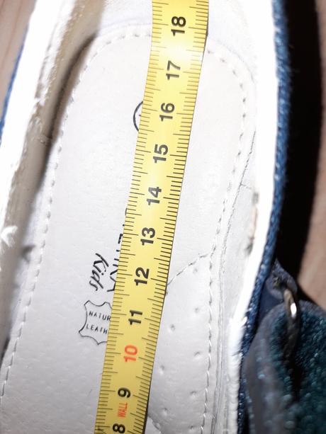 Modré balerínky, protetika,28