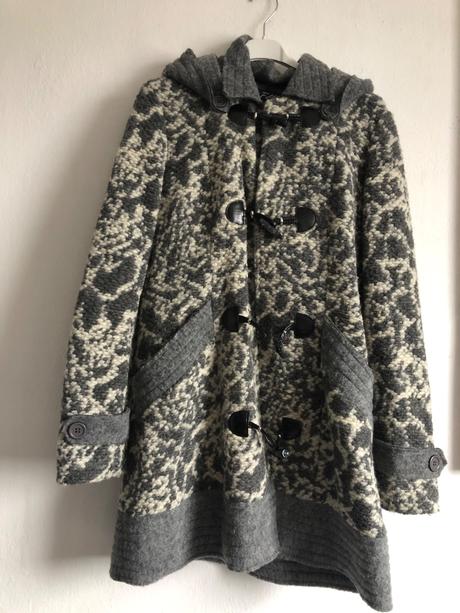 Vlneny kabat zaujimavy, m