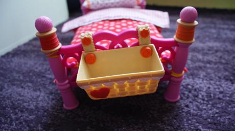 Raritna postielka lalaloopsy,