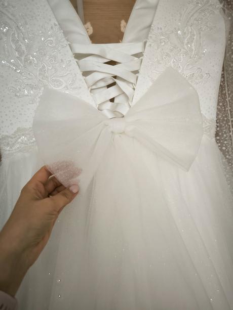 Svadobné šaty, m