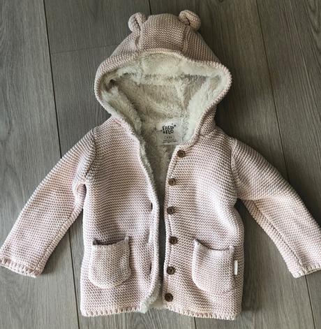 Zatepleny svetrík, 74