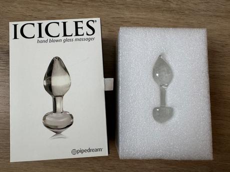 Rucne fukany analny kolik zo skla, 