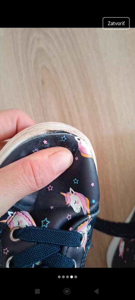 Zateplené tenisky, 32