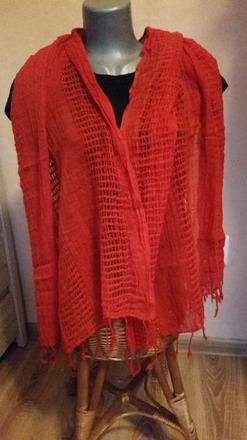 Červená šála, xxxl