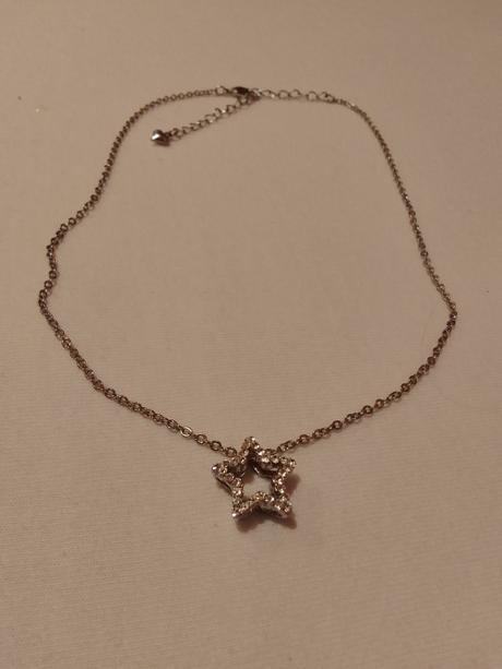 Retiazka s príveskom,