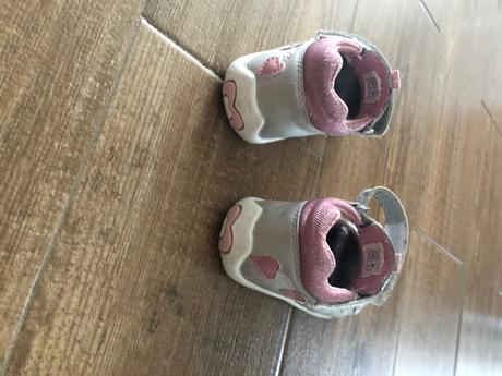 Sandálky, humanic,23