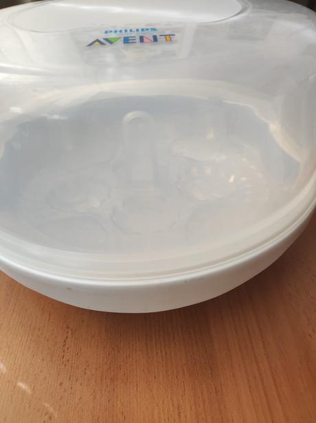 Odsávačka na mlieko+sterilizátor do mikrovlnky, 