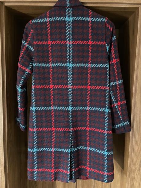 Károvaný kabát, s