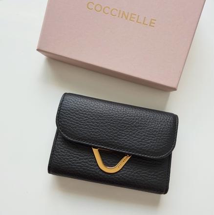 Coccinelle peňaženka menšia čierna flap, coccinelle