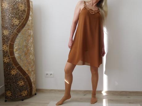 Šaty hnedé padavý materiál m/l, m