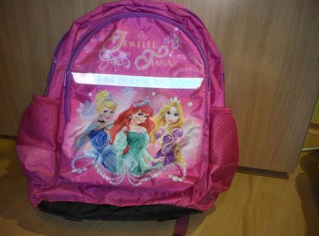 Dievčenský batoh,