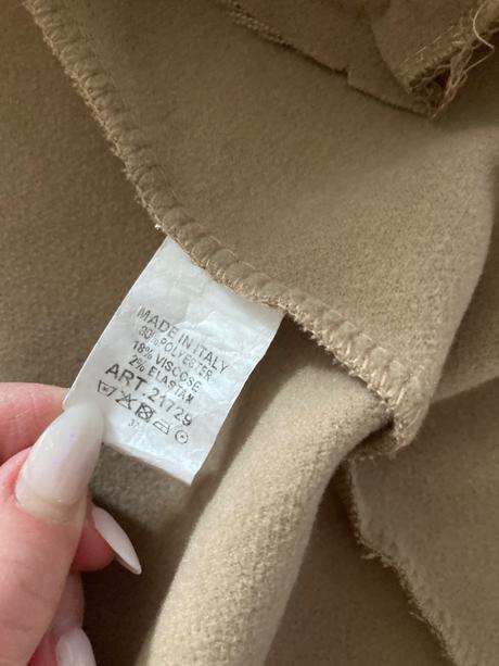 Krásny béžový kabát, m