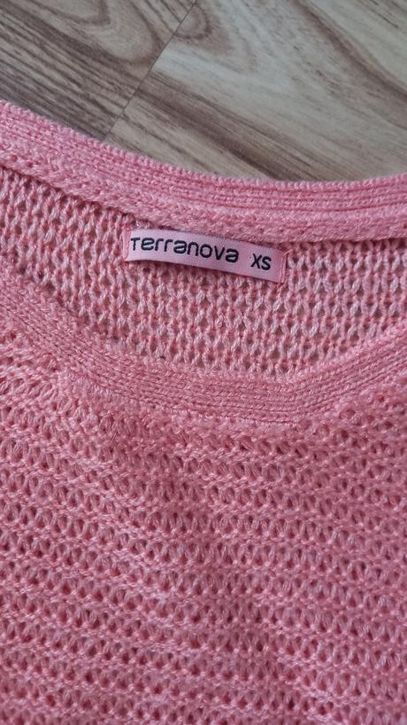 Perforovany svetrík, terranova,xs