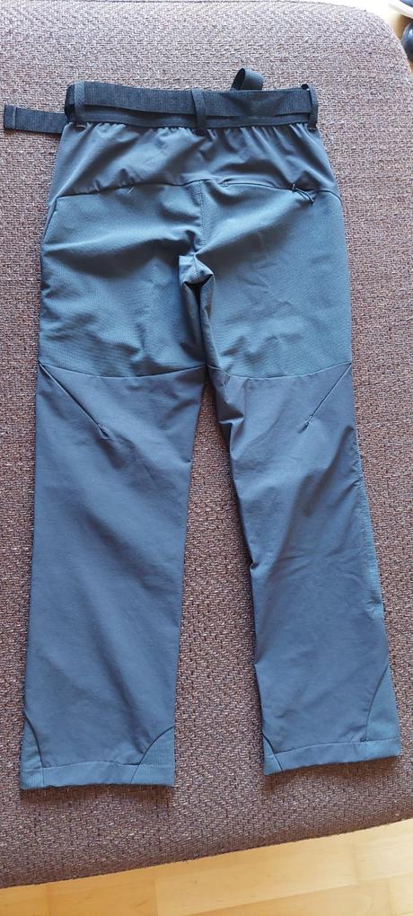 Turistické softshellové nohavice zn. quechua, 128