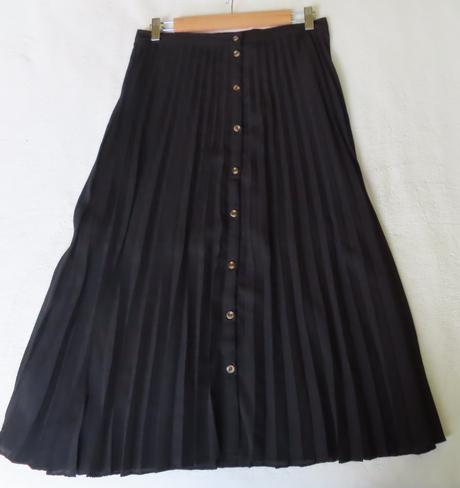 Čierna plisovaná sukňa amisu, veľ. 38, amisu,38