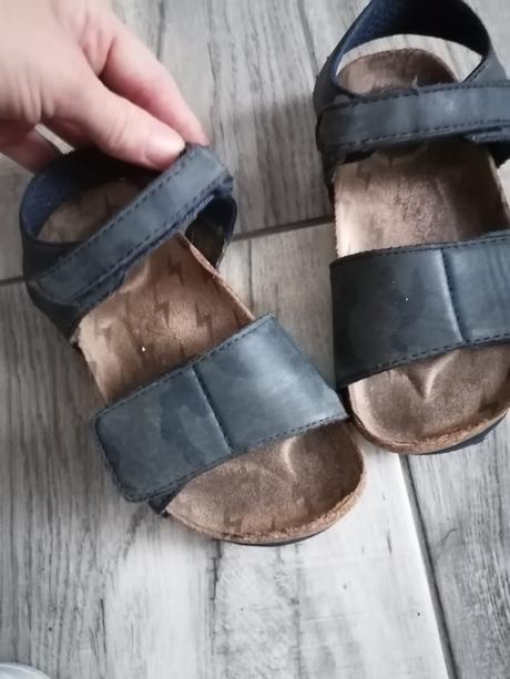 Tramky - 28 ( sandálky darujem ), 28