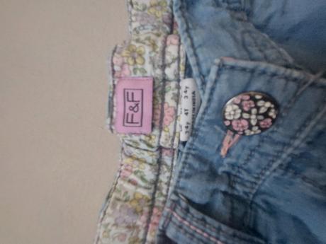 3/4nohavice, hello kitty,104