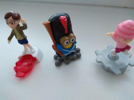 Postavičky z kinder vajíčka,