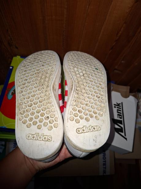 Botasky, adidas,37