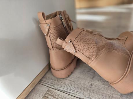 Topanky guess, guess,39