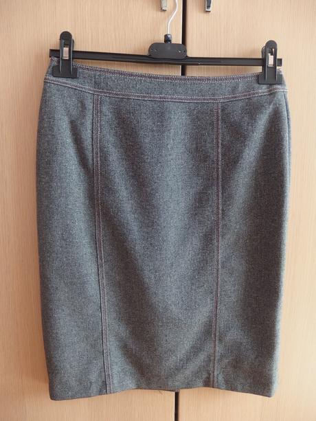 Kostým veľkosť s, 38