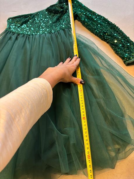 Spoločenske saty, 158