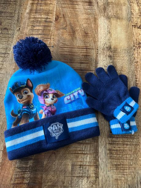 Ciapka rukavičky, 98