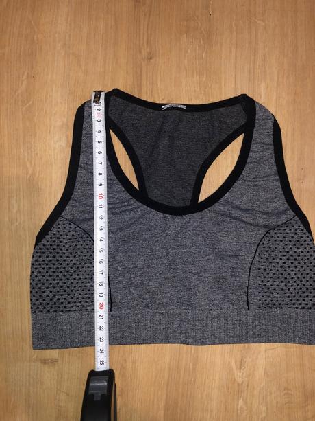 Športová podprsenka, 128