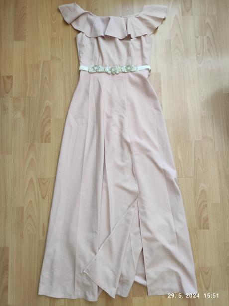 Krásne dlhé šaty, 40