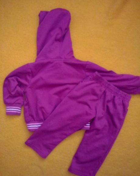 Tepláková súprava, 92