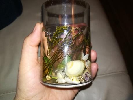 Zaujímavý pohár s dvojitym dnom,