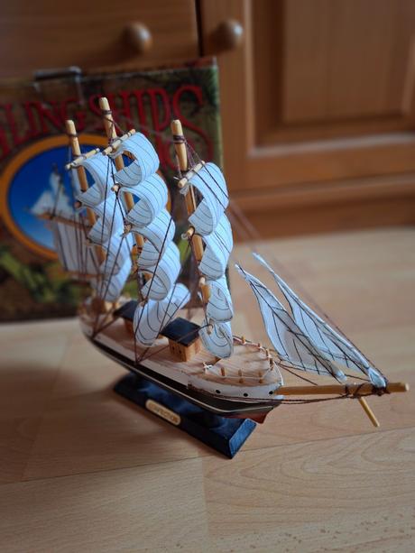 Dreveny model lode plachetnice - top stav, 