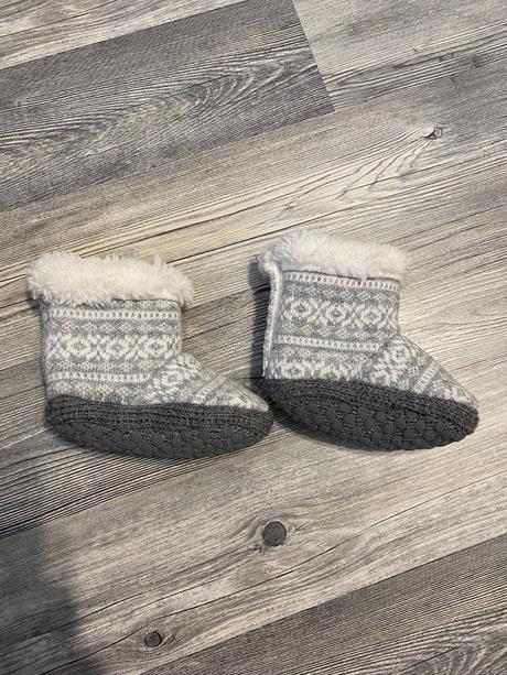 Čižmičky capacky hm, h&m,17