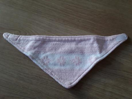 Teplý nákrčník, 74