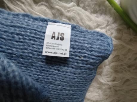 Set čapica a šál, 74