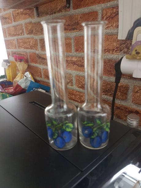 Zaujímavý štamperlík /pohár, 