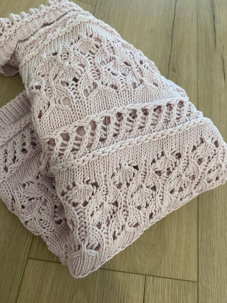 Zara novy cvernovy pleteny svetrik, zara,s