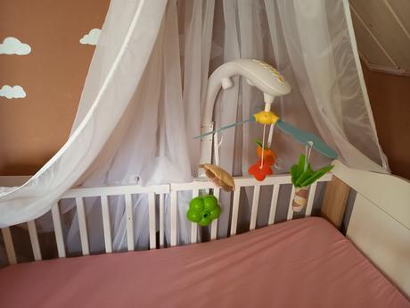 Kolotoč nad postieľku, 